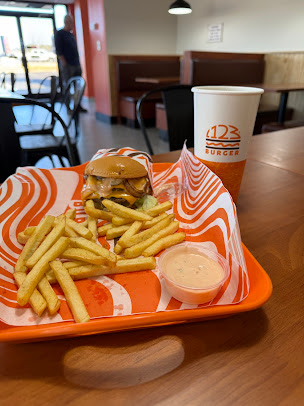 Photo 123Burger - 18