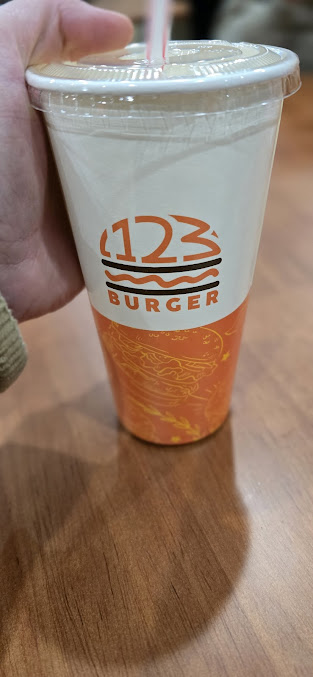 Photo 123Burger - 6