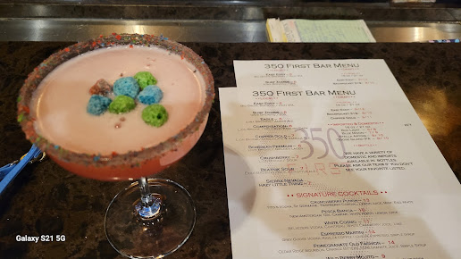 Menu 350 First - 24