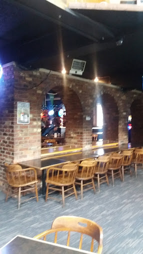 Photo 4Bs Tavern - 19
