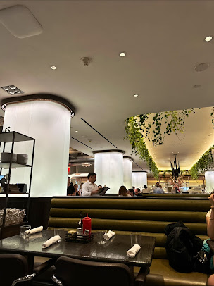 Photo 5 Acres Restaurant - 3