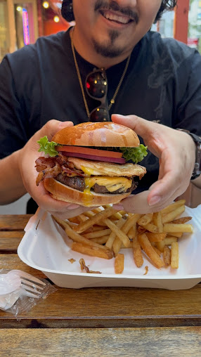 Photo 77 Burger - 11