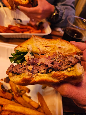 Photo 77 Burger - 13