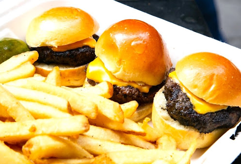 Photo 77 Burger - 8