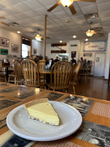 Photo 9Th Street Cafe - 4