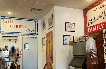 Photo 9Th Street Cafe - 6