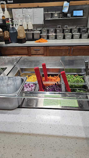 Photo Ahi Poke Hawaiian Bowls Tapioca Tea - 12