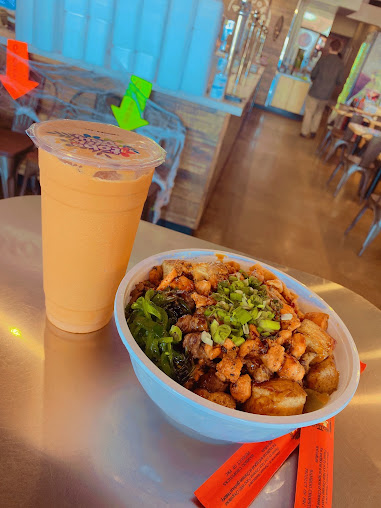 Photo Ahi Poke Hawaiian Bowls Tapioca Tea - 16