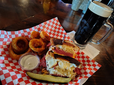 Photo Alpine Tavern Grill - 4
