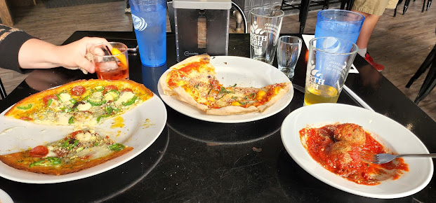 Photo Amatos Wood Fired Pizza Marion - 16