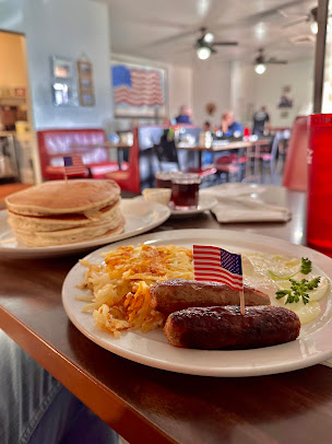 Photo American Host Restaurant - 18