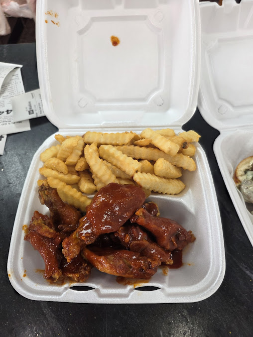 Photo American Wings & Hibachi - 18