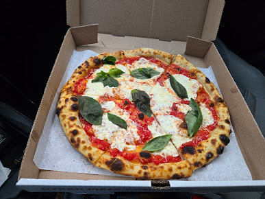 Photo Apizza: Dyker Pizza Company - 3