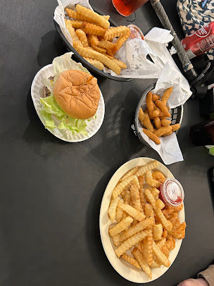 Photo B & G Grill - 8