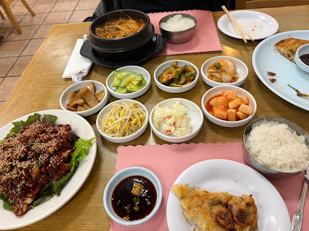 Photo Ban Po Jung Korean Restaurant - 2