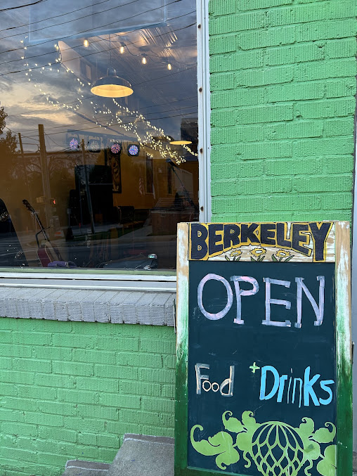 Photo Berkeley Cafe - 2