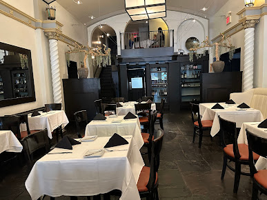 Photo Bernardin's Restaurant At Ratcliffe - 3