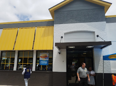Photo Biscuitville - 17