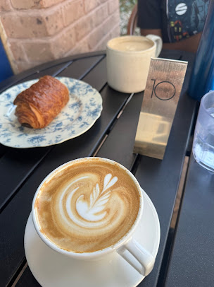 Photo Blue Door Coffee Company - 2
