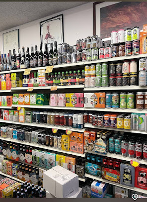 Photo Blue Max Liquors - 11