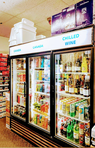 Photo Blue Max Liquors - 3
