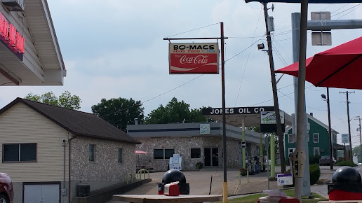 Photo Bo Macs Drive Inn - 17