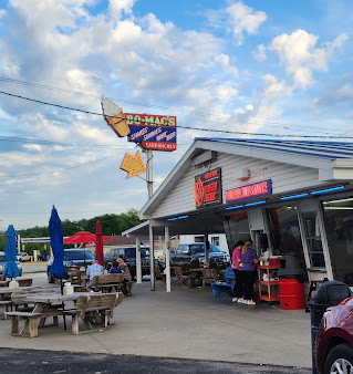 Photo Bo Macs Drive Inn - 2