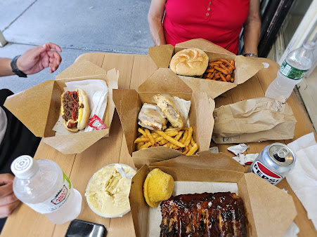 Photo Bob-B-Q's - 4