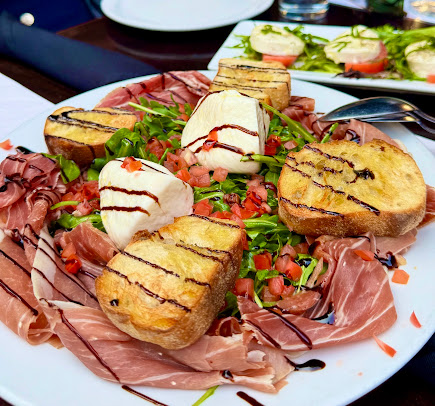 Photo Bongiorno's Cucina Italiana & Pizzeria - 8