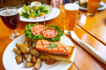 Photo Boundary Bay Brewery Bistro - 1
