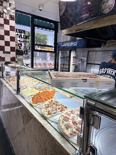 Photo Brothers Pizza - 6