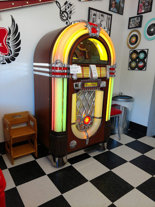 Photo Burger Junkies - 7