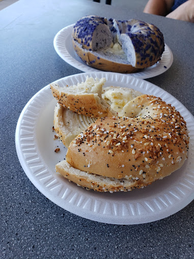 Photo Caesars Deli - 12
