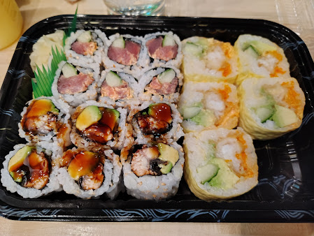 Photo Cafe Sushi Shoten - 2