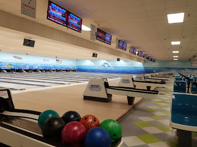 Photo Cardinal Lanes Beach Bowl - 16