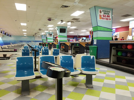 Photo Cardinal Lanes Beach Bowl - 2