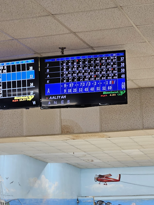 Photo Cardinal Lanes Beach Bowl - 5