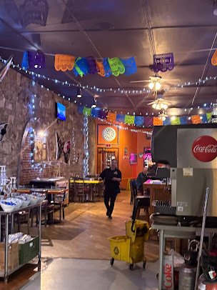 Photo Chavolos Mexican Restaurant - 2