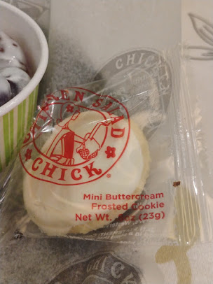 Photo Chicken Salad Chick - 12