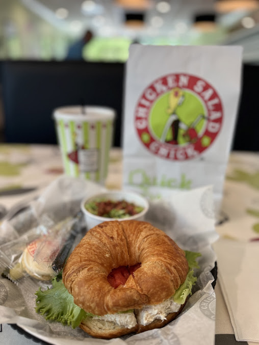 Photo Chicken Salad Chick - 7