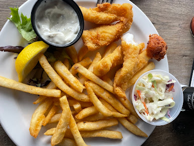 Photo Chucks Seafood Restaurant - 1