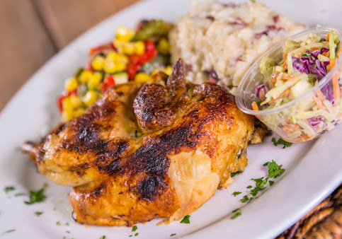 Photo Clucker's Charcoal Chicken - 3