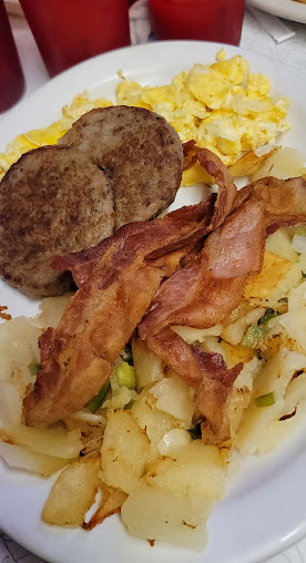 Photo Cottage Corner Restaurant - 9