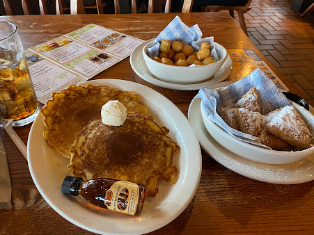 Photo Cracker Barrel Old Country Store - 8