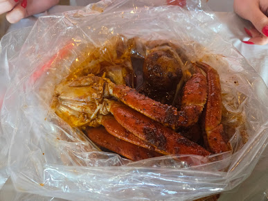 Photo Crackin Crab Seafood Boil - 3