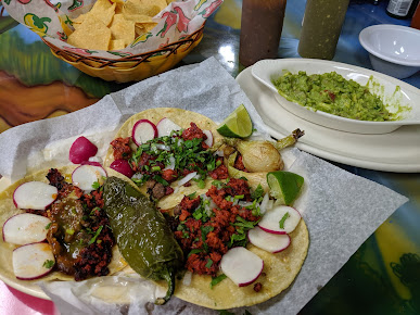 Photo Cuatro Caminos Mexican Restaurant - 1