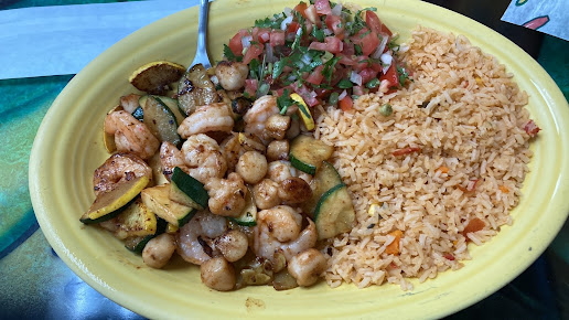 Photo Cuatro Caminos Mexican Restaurant - 2