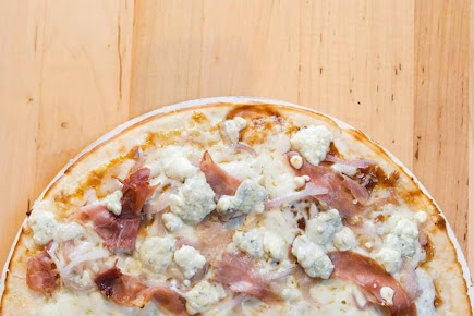 Photo Deweys Pizza - 17