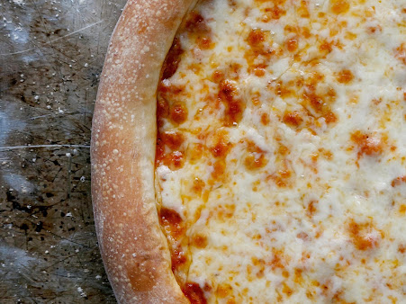 Photo Deweys Pizza - 18