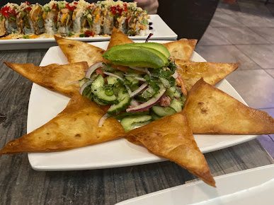 Photo Domo Japanese Sushi Grill And Bar - 1
